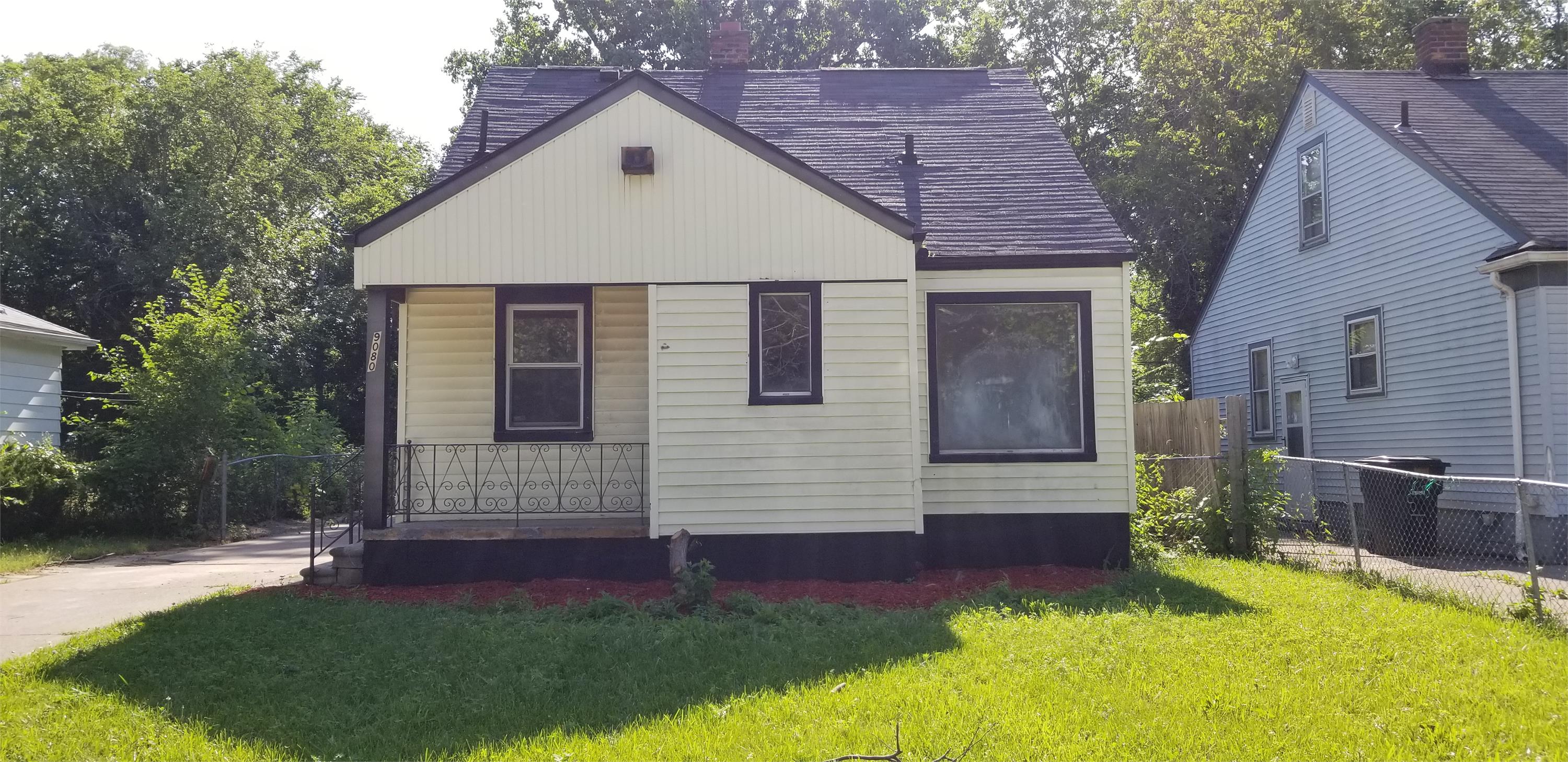 Property main image
